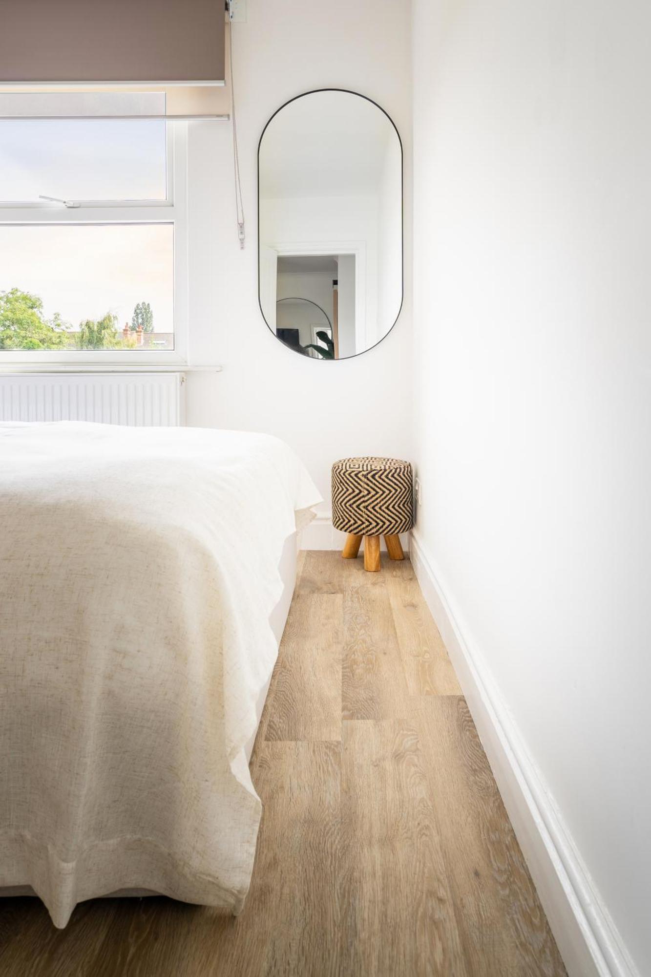 Newly Designed, 2Br Apt, 5Min From Northwood London Tube Station, Nato Hq, Ideal For Wembley, Warner Studio, Contractors Esterno foto