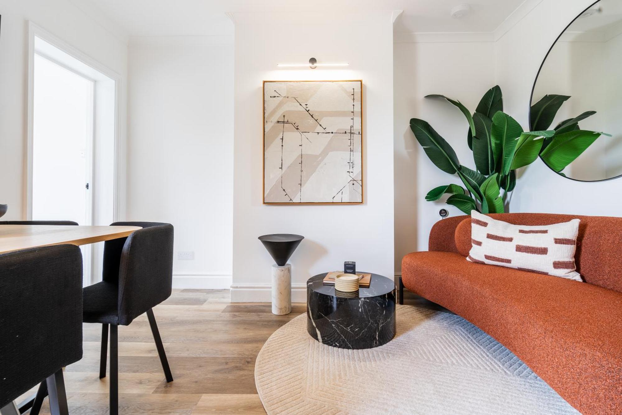 Newly Designed, 2Br Apt, 5Min From Northwood London Tube Station, Nato Hq, Ideal For Wembley, Warner Studio, Contractors Esterno foto